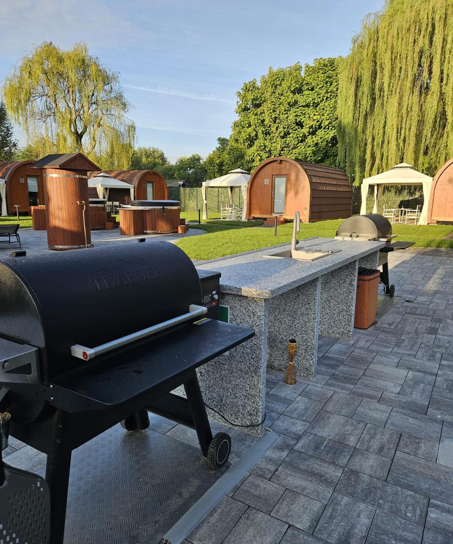 Vicolungo Glamour Lodge & Spa - Free Spa Hot Tub E Sauna Exterior photo